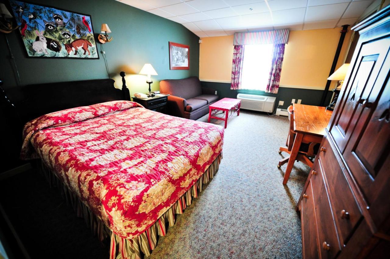 Hotel The Common Man Inn, & Plymouth