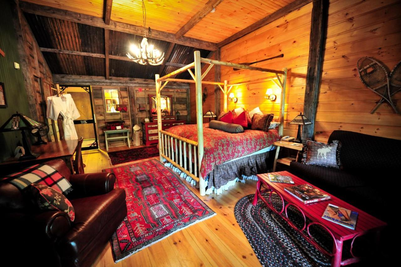 The Common Man Inn, & Hotel Plymouth
