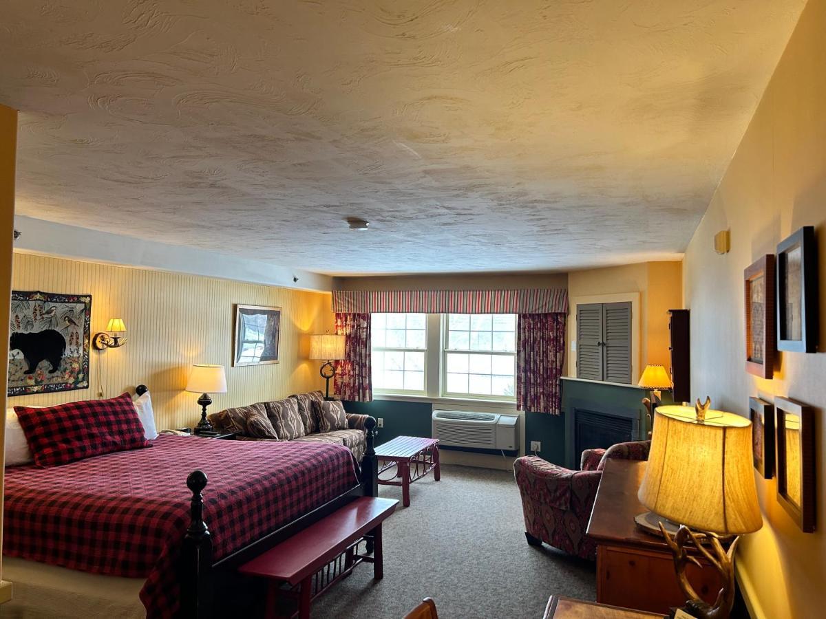 The Common Man Inn, & Plymouth