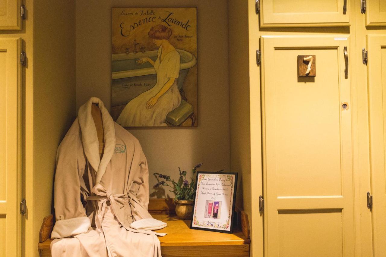 The Common Man Inn, & Hotel 4*